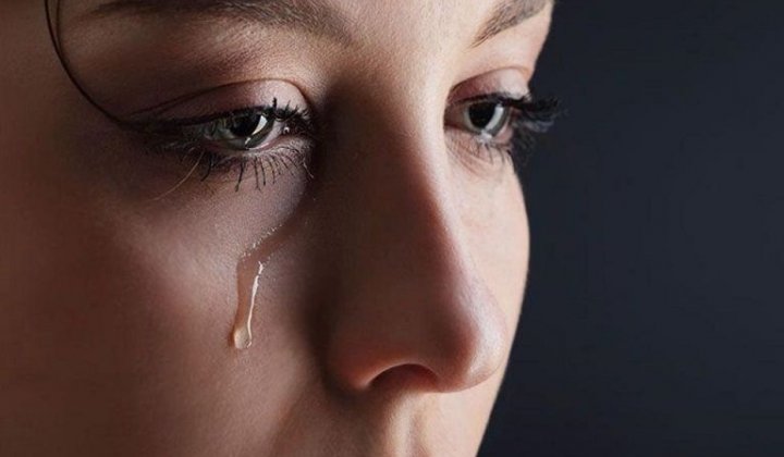 Nằm mơ thấy mình khóc có ý nghĩa gì